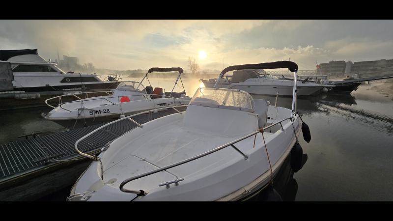 Foto Sportbootführerschein See Binnen Funkscheine SRC UBI Prüfung in Maximiliansau